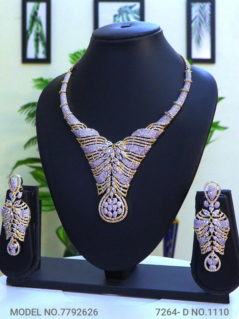 When Glamour meets Art ! - Amaara World