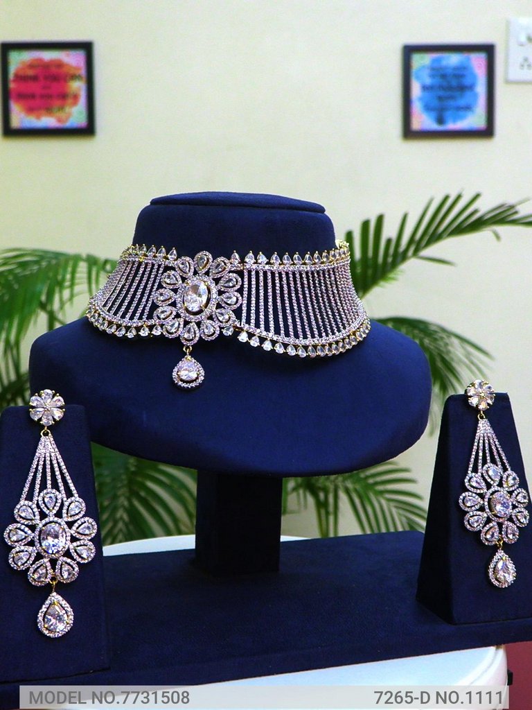 Choker Necklace Set for Weddings - 7731508 - View 1