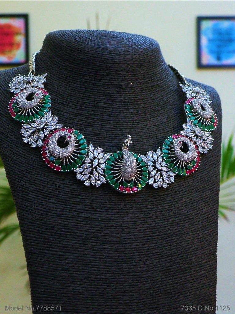 Original Zircon Necklace Set - View A