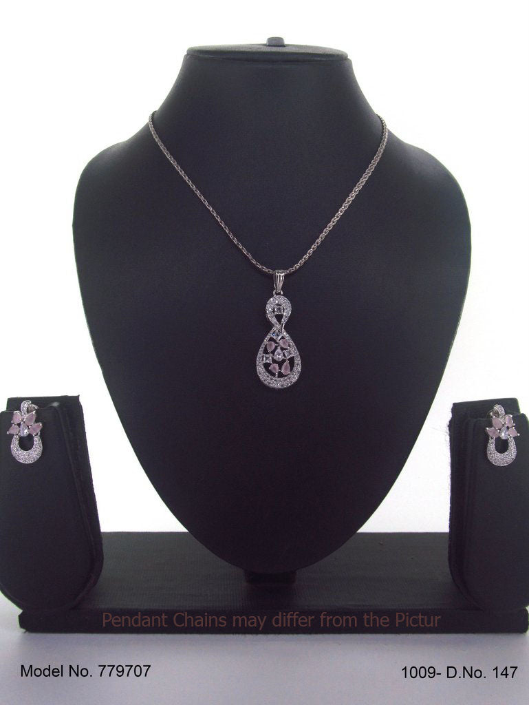 Look Awesome in every Occasion - Amaara World