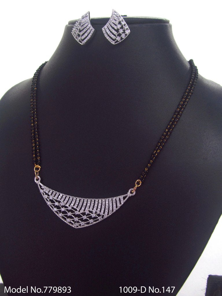 Partywear Classic Pendant Set - Amaara World