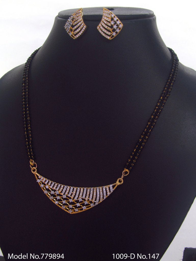 Partywear Classic Pendant Set - Style 2 - Amaara World