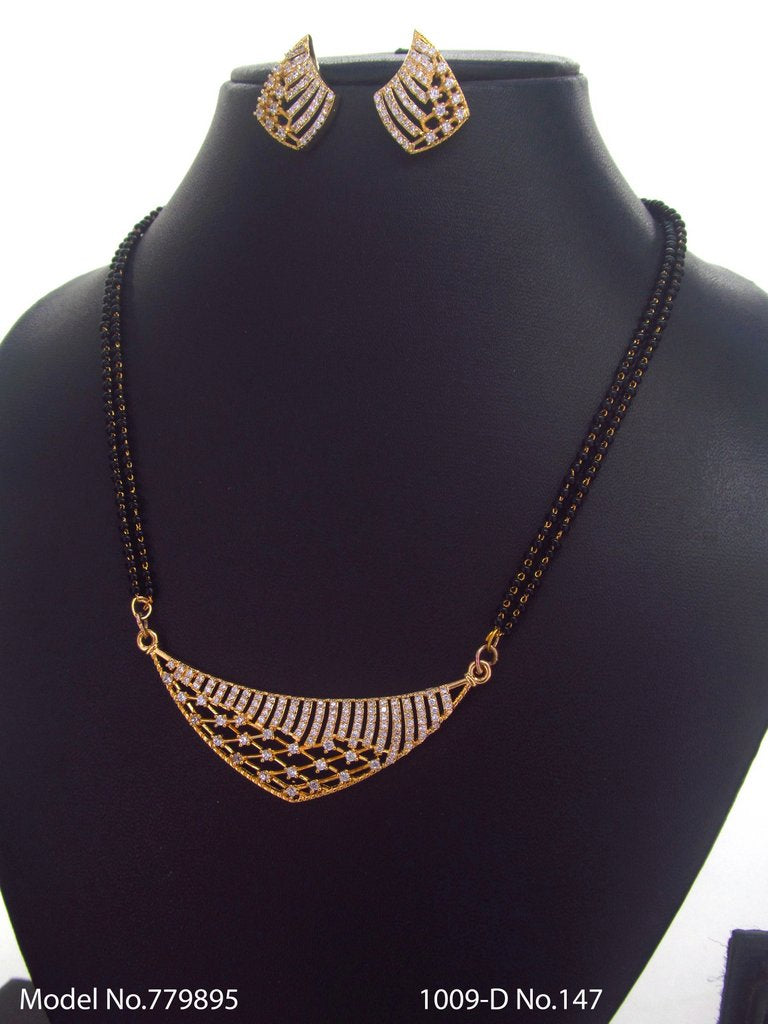 Partywear Classic Pendant Set - Style 3 - Amaara World