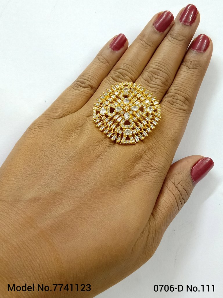 Radiant Queen Ring - View 2 - Amaara World