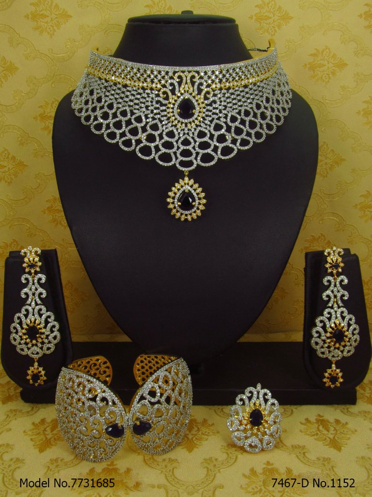 eye catchy Necklace set - 7731685 - View 1