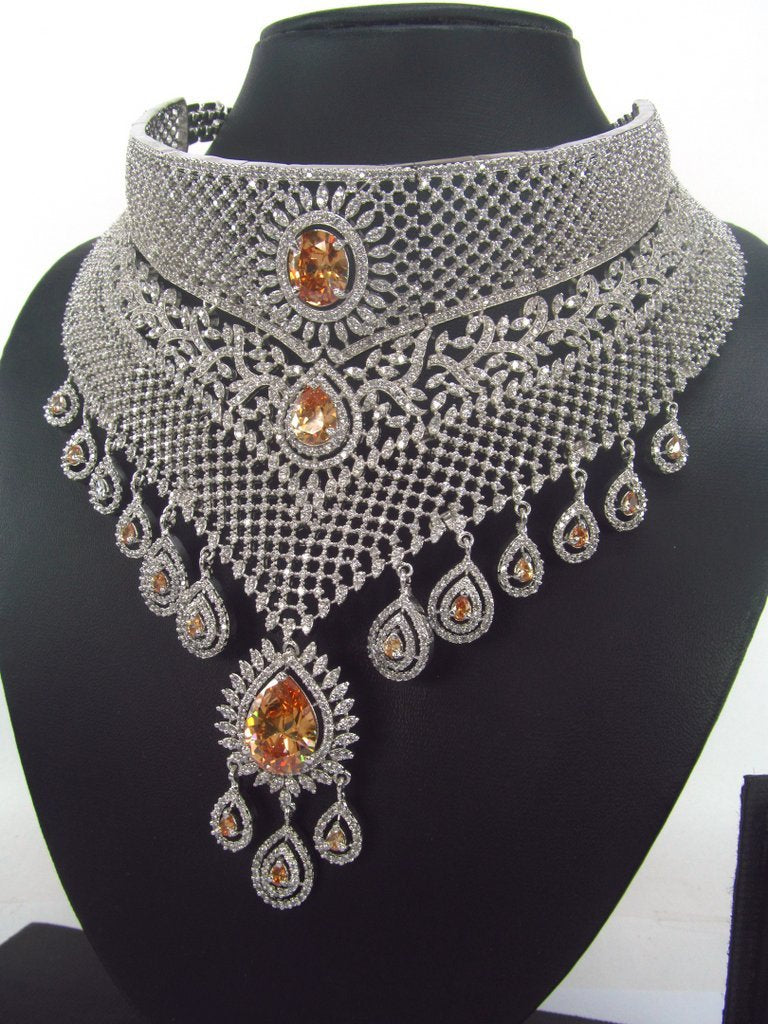 Necklace Set with Classic earrings - 7732053 - View 2