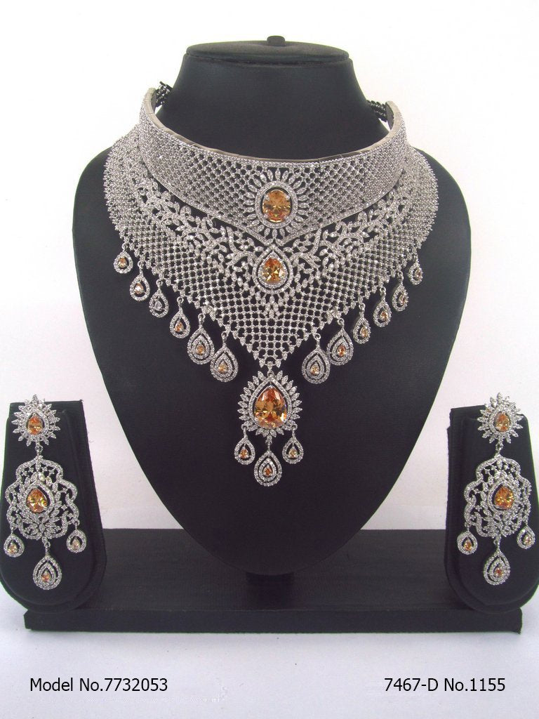 Necklace Set with Classic earrings - 7732053 - View 1