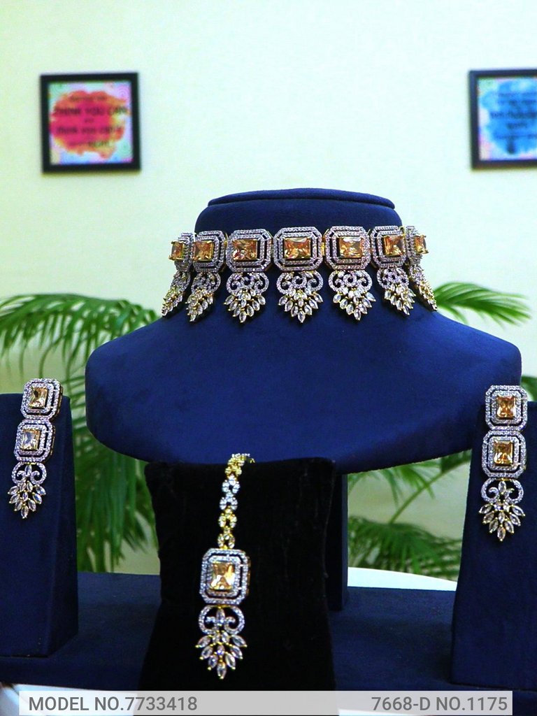 Award winning design | Partywear - 7733411 - Color variant