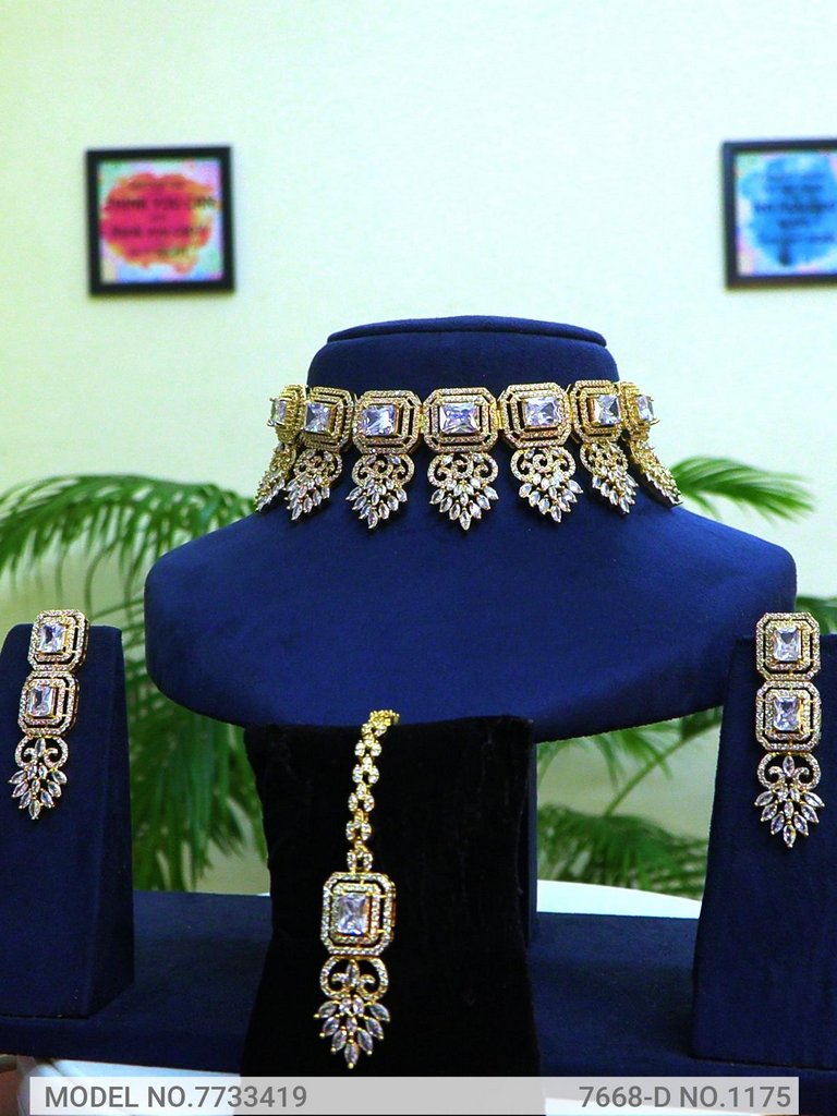 Award winning design | Partywear - 7733411 - Color variant