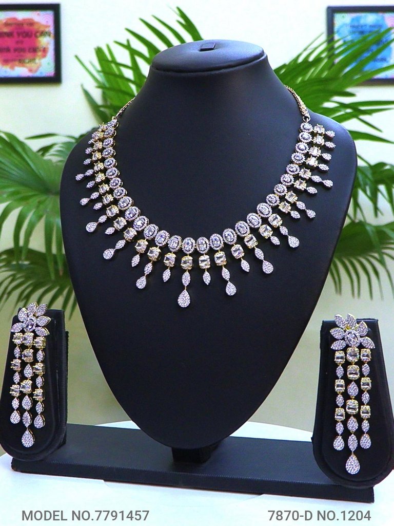 Original Zircon Necklace Set - Amaara World