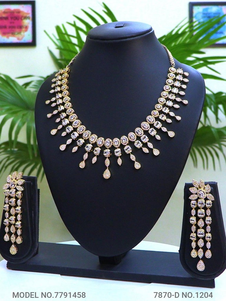 Wholesale Traditional Necklace Set - Amaara World