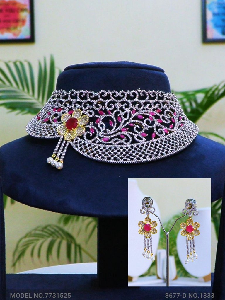 Necklace Set with Classic earrings - 7731525 - View 1