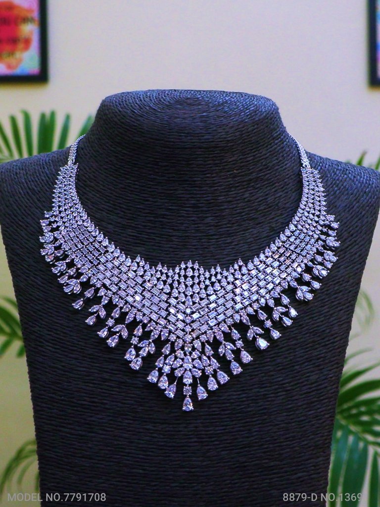 Ideal Gift for Traditional Ladies - View A