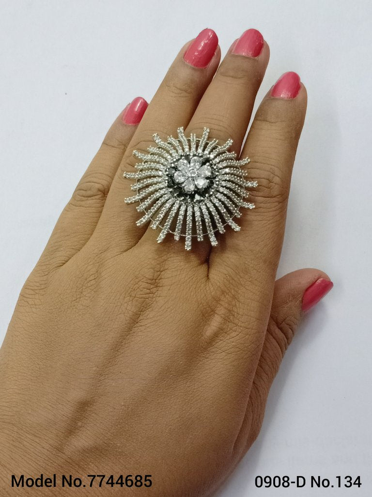 Premium Look Ring - Amaara World