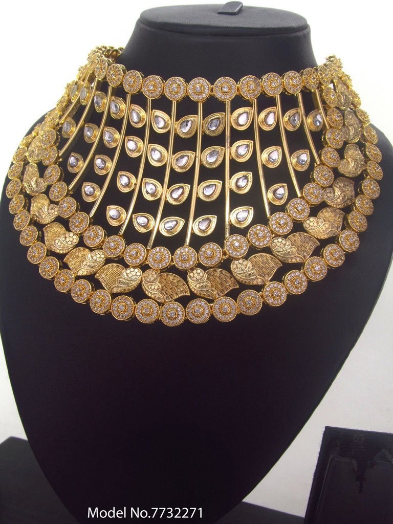 Classic Gift for Her - 7732271 - View 2