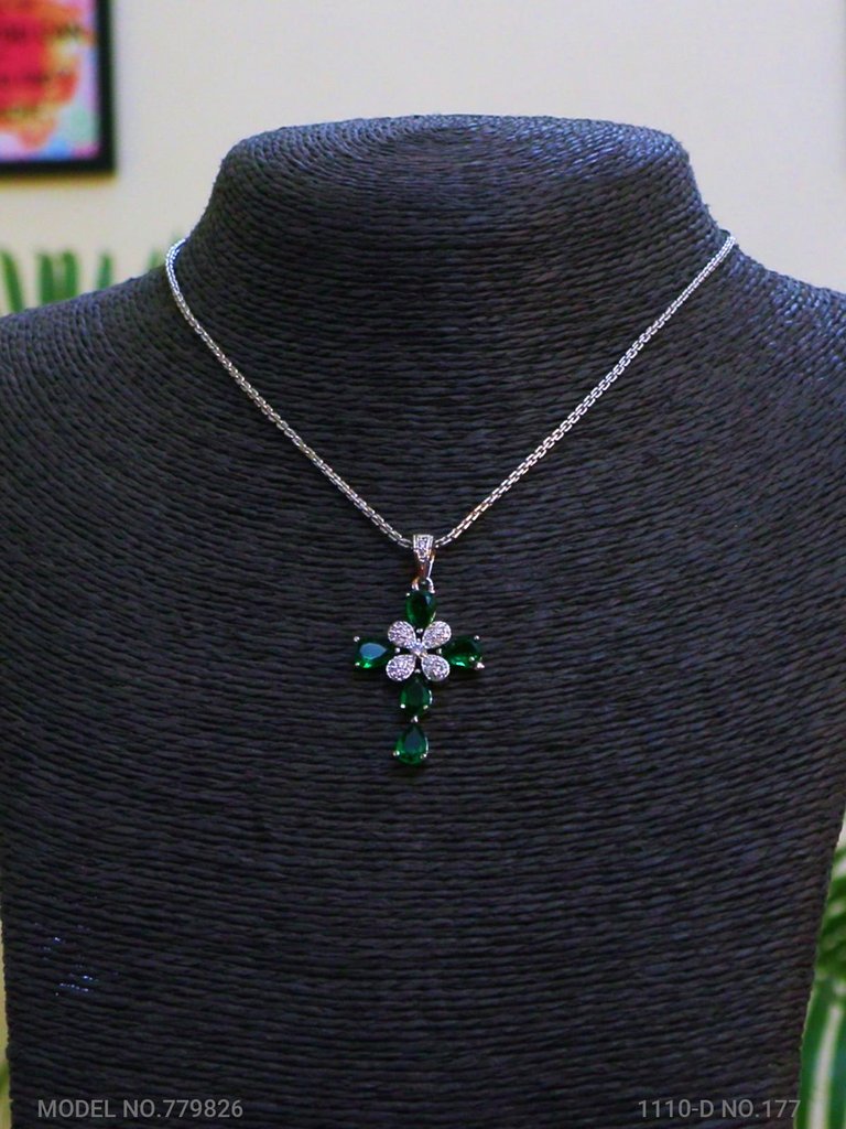 Latest Design | Pendants - View 2 - Amaara World
