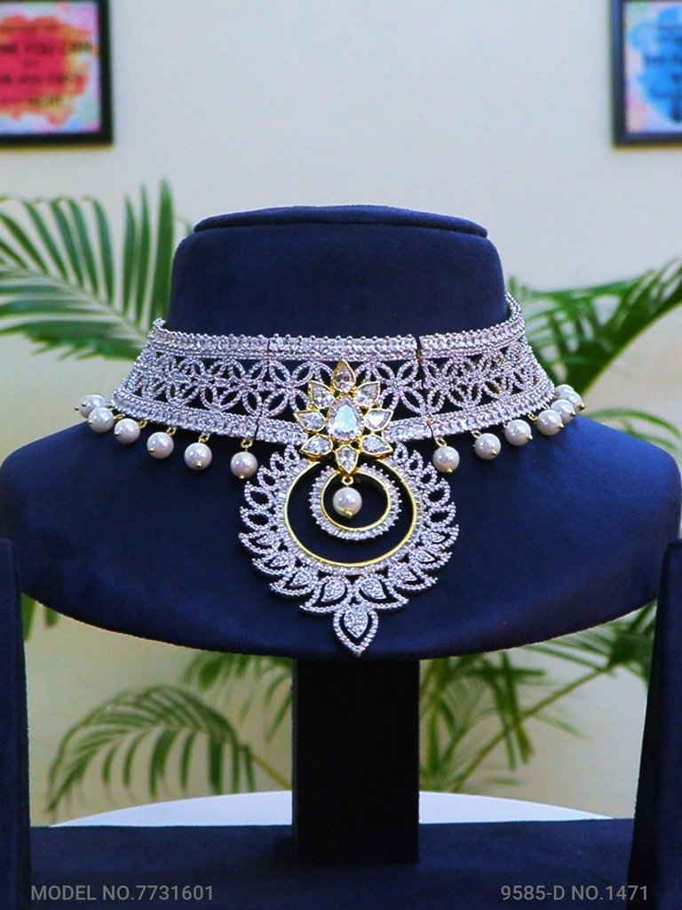 International Fashion Jewelry Set - 7731601 - View 2