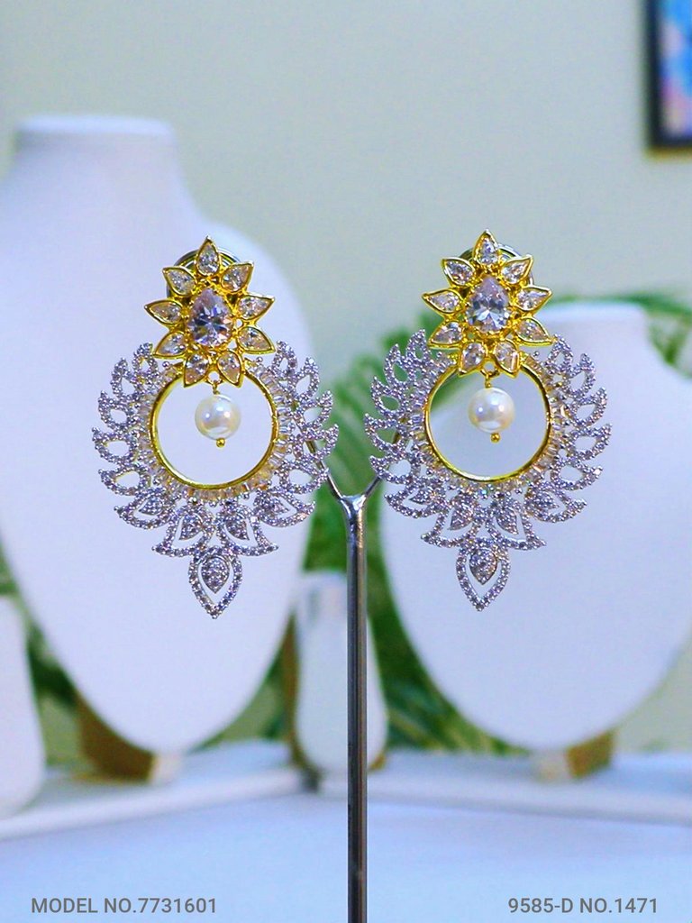 International Fashion Jewelry Set - 7731601 - View 3
