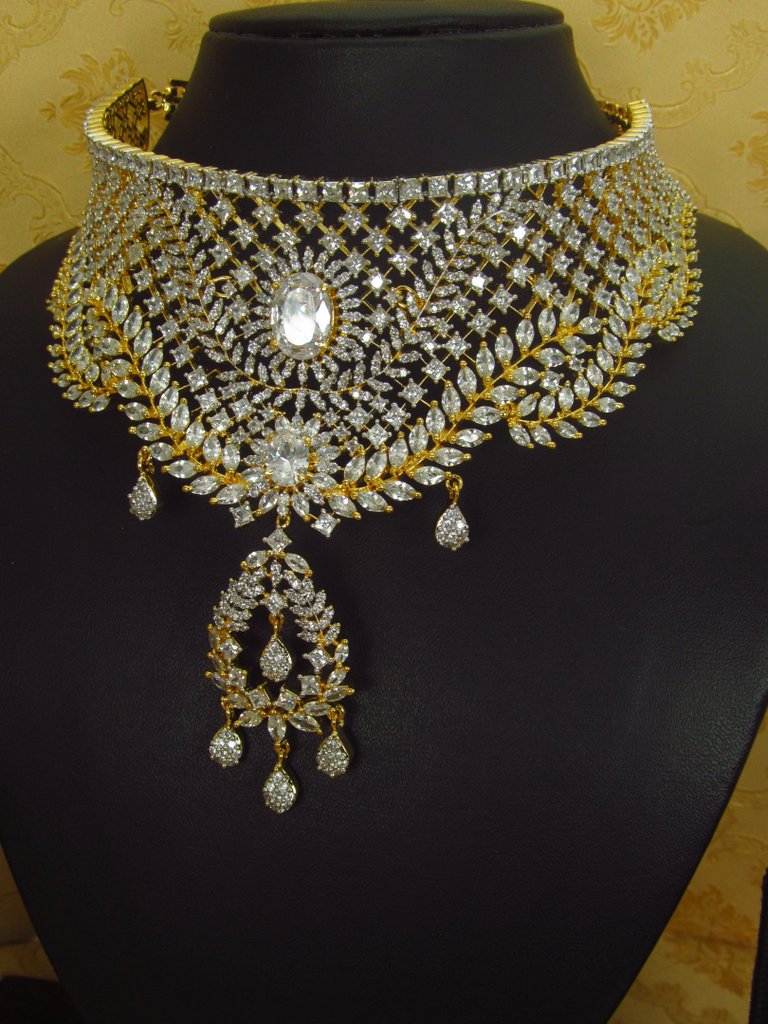 Diamond Replica | Closest than Real - 7731918 - View 2