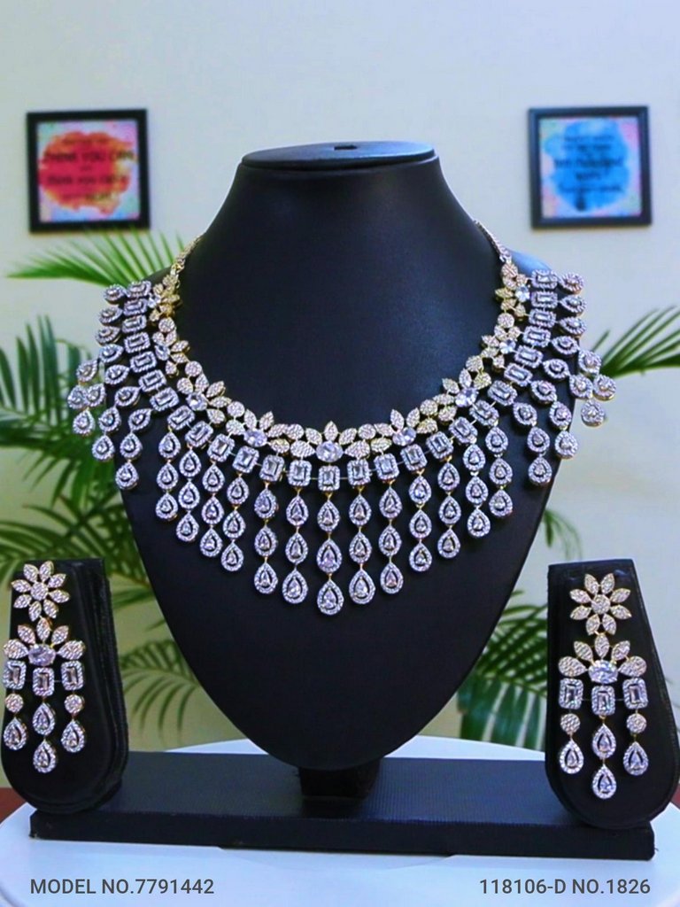 Traditional yet Trendy Design | Ideal for your Parties ! - Amaara World