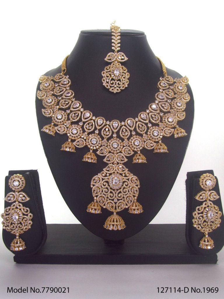 When Glamour meets Art ! - Amaara World
