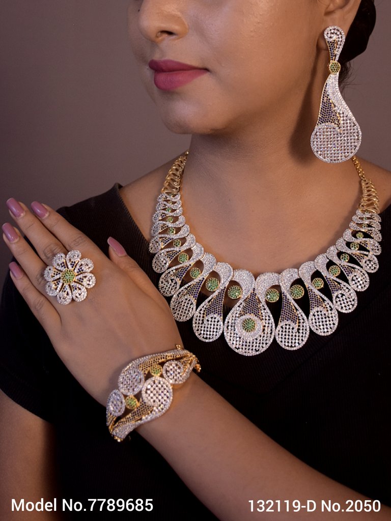 Original Cz Traditional Necklace - Amaara World