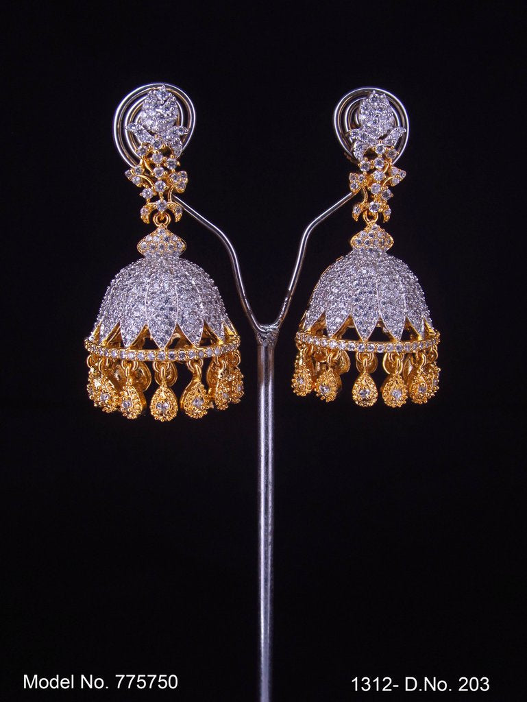 Latest Trendy Earring Design - Amaara World