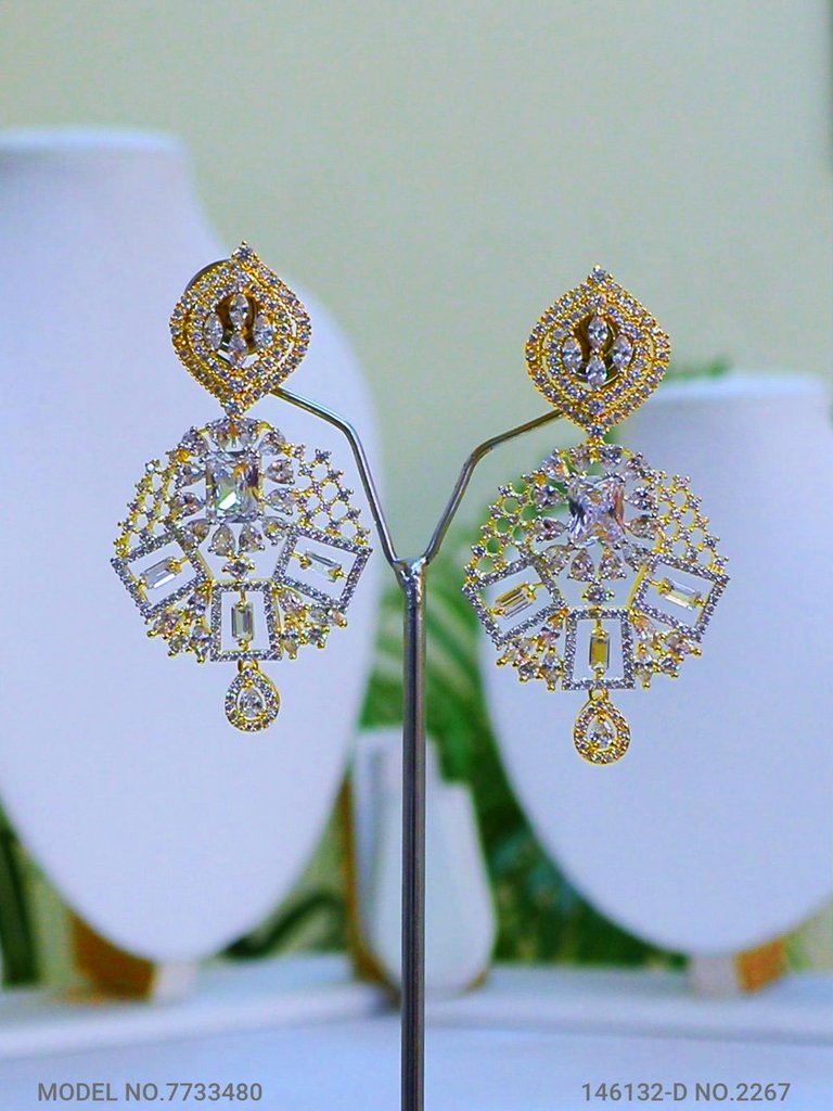 Necklace Set For Wedding Parties - 7733480 - View 3
