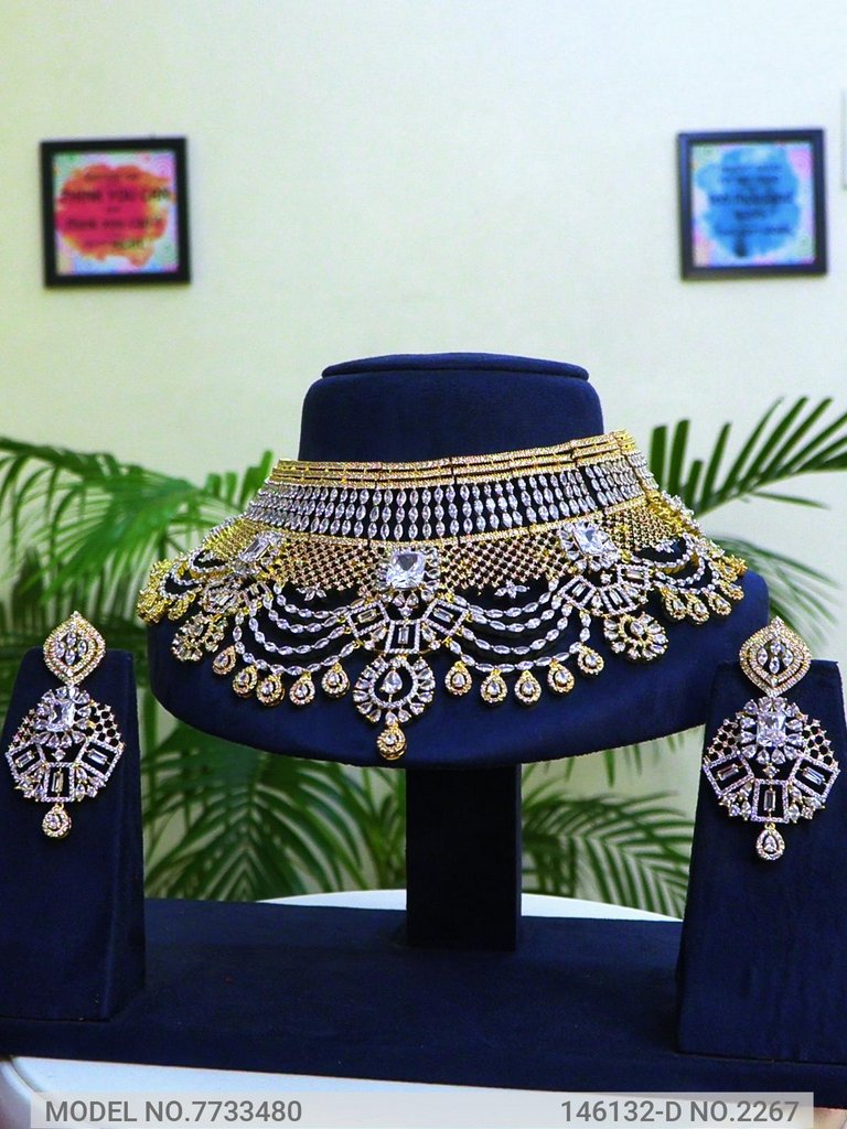 Necklace Set For Wedding Parties - 7733480 - View 1